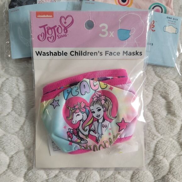 Kids face mask bundle Jojo Siwa floral rainbows pink striped - Picture 7 of 7